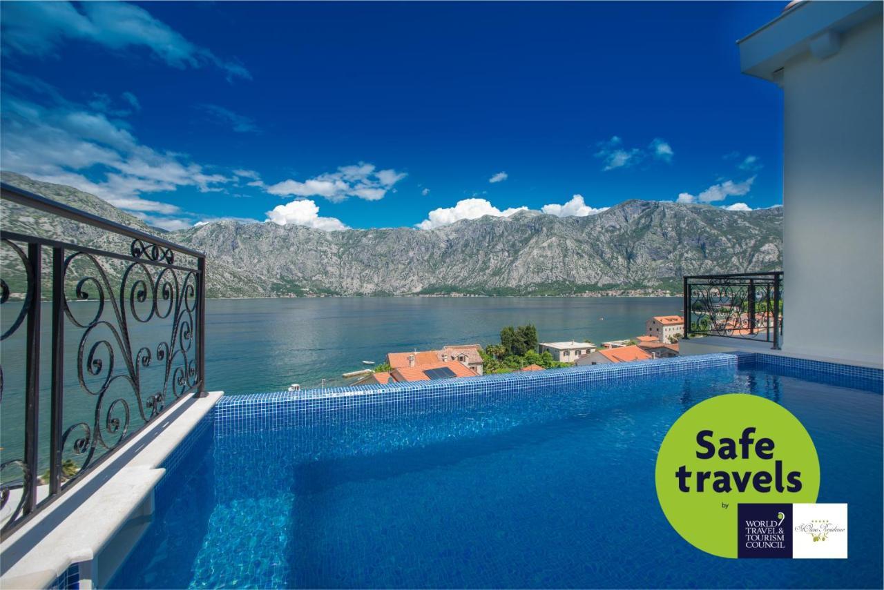 Stoliva Residence With Infinity Pool โกตอร์ ภายนอก รูปภาพ