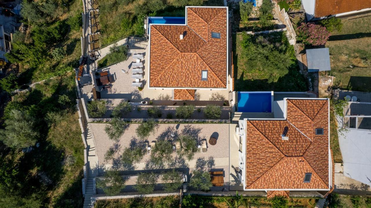 Stoliva Residence With Infinity Pool โกตอร์ ภายนอก รูปภาพ
